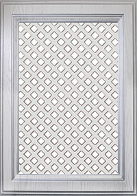 Мебельный фасад с декоративной решеткой «Афина плюс 2» из МДФ в ПВХ плёнке с патиной серебро